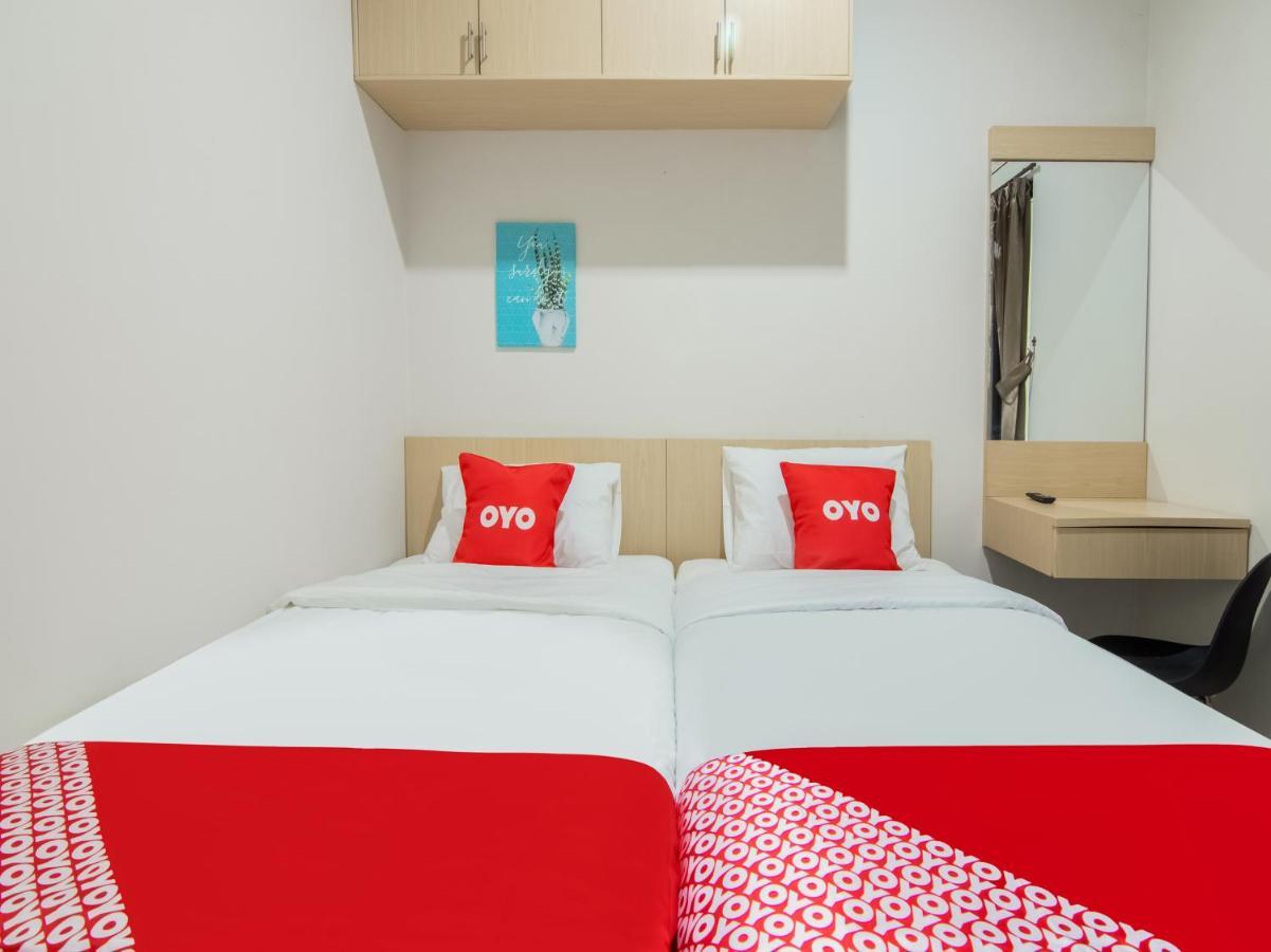Oyo 3824 Columbus Residence J1 Telukjambe Eksteriør billede